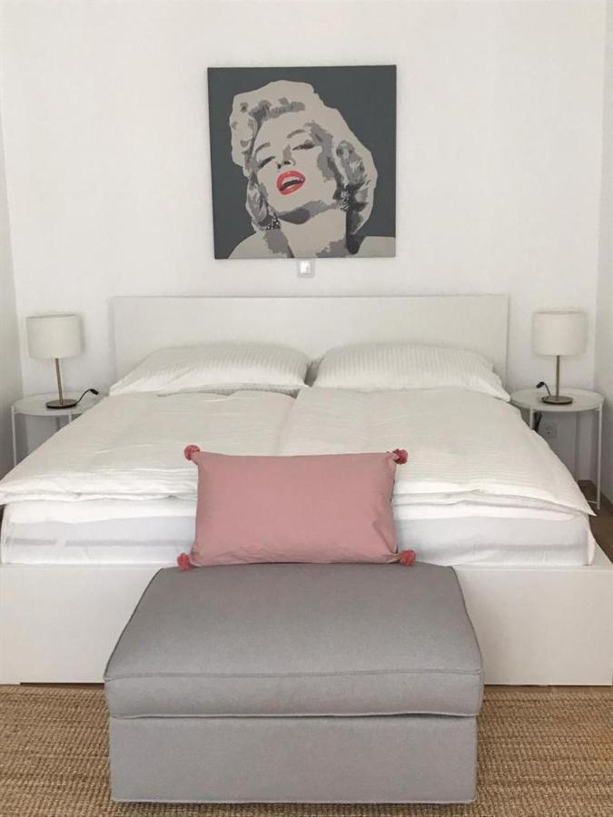 Congress Apartment